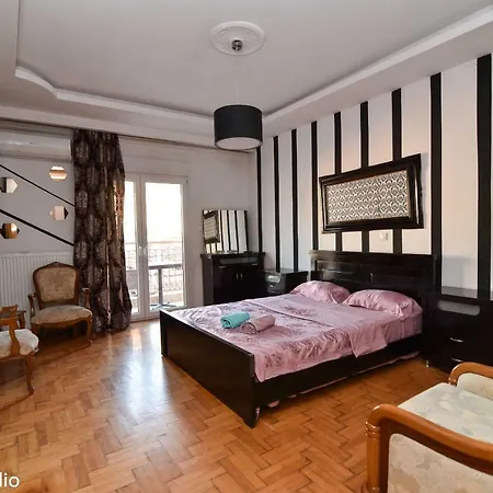 Menios And Apartament Nea Kallikrateia