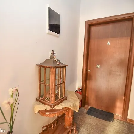 Menios And Apartament