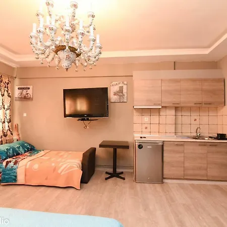 Menios And Lejlighed