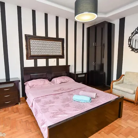 Appartamento Menios And *