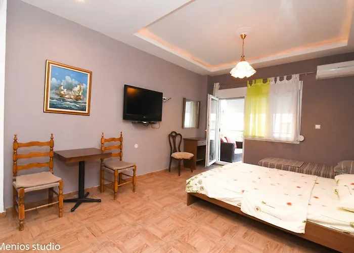 Menios And Apartment Nea Kallikrateia
