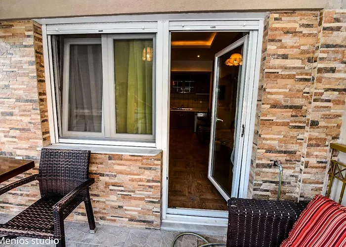 Menios And Apartment *