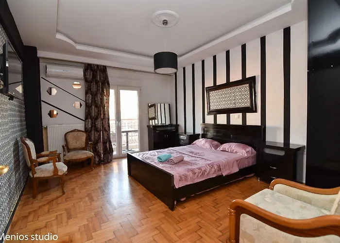 Menios And Apartment Nea Kallikrateia